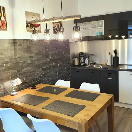 Moderne Wohlfuehloase Zentral In Seenaehe - Pillow Menu, 2 Stk 55