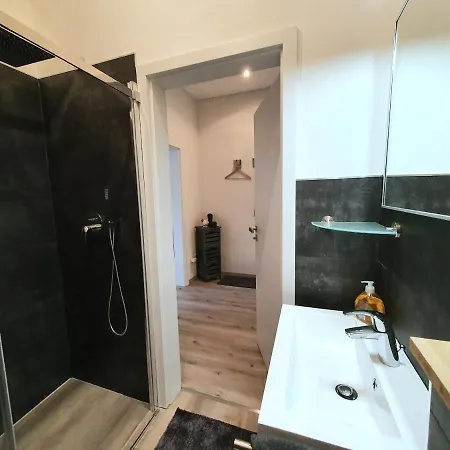 Moderne Wohlfuehloase Zentral In Seenaehe - Pillow Menu, 2 Stk 55